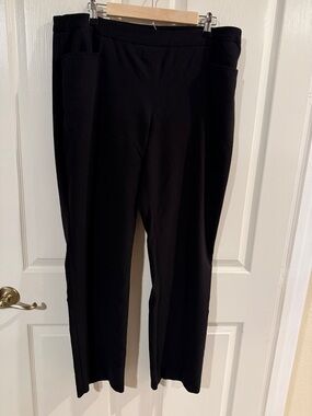 Roz & Ali Black Straight-Leg Ponte Pants